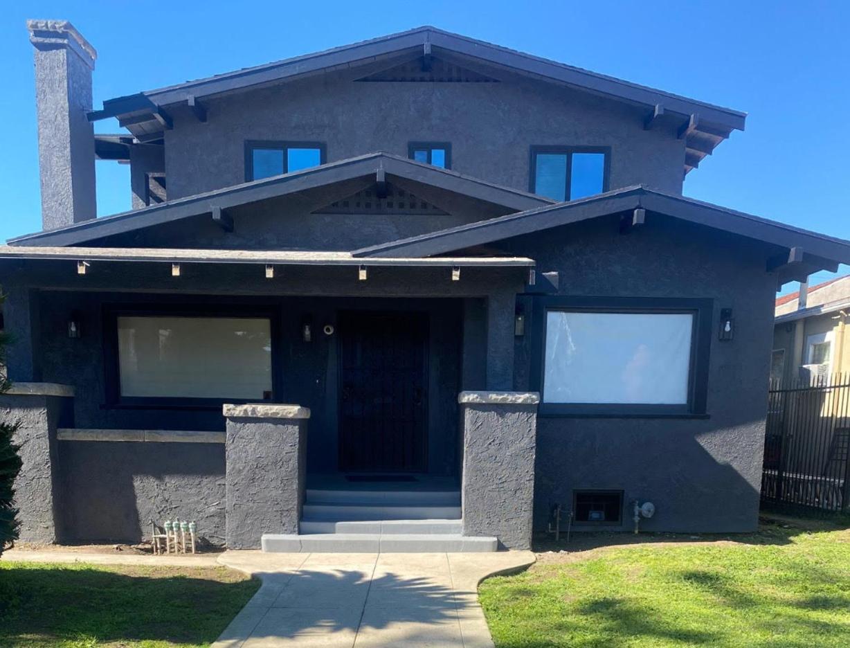 Spacious 4br With Gym Near Downtown La, Usc And Crypto Arena *